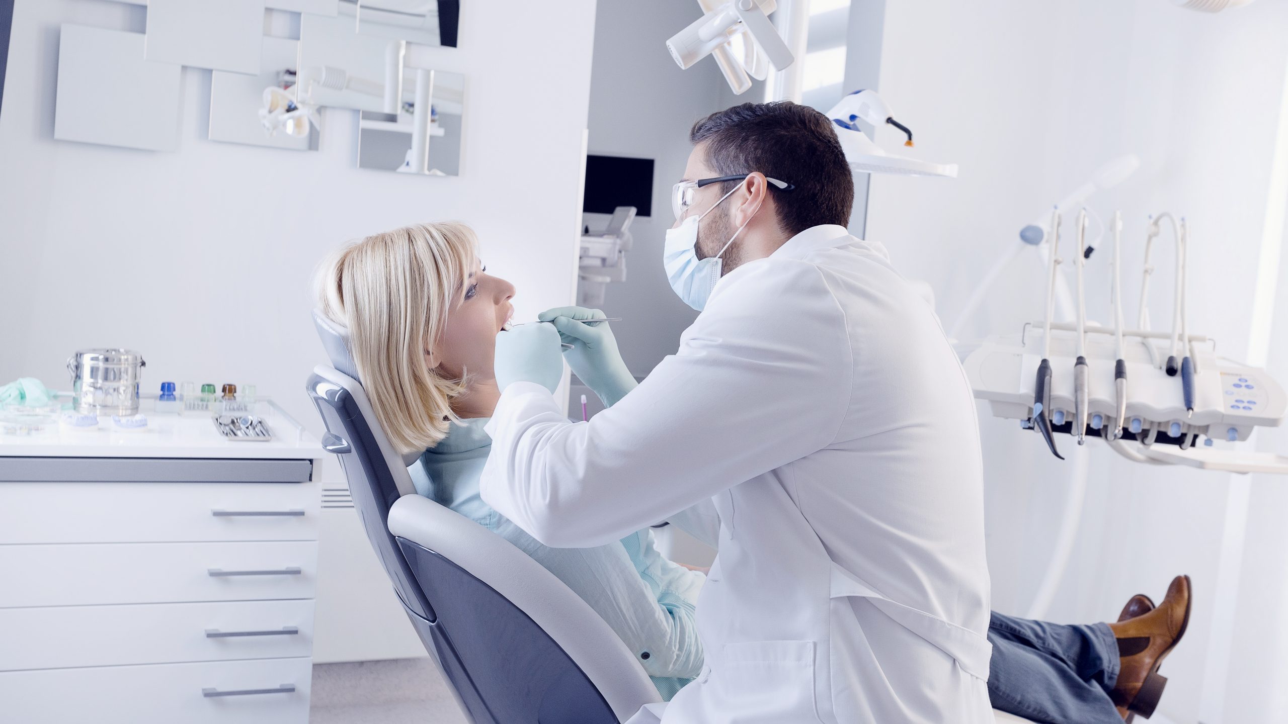 Dentist in Cave Junction, OR